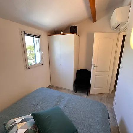 Holiday home Maison Lagune Bleu